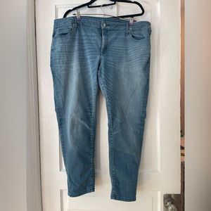 Plus Size Skinny Jeans